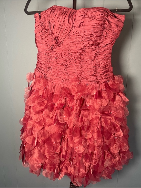Sue Wong Dresses & Skirts - Y2K Vintage Sue Wong Ruched Beaded Floral Appliqué Mini Dress Burgundy Size 4